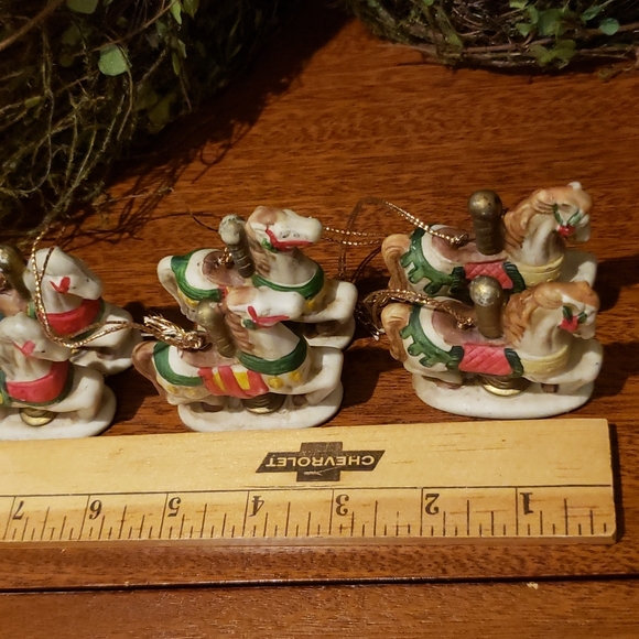 Vintage Carousel House Ornaments lot of 9 - Picture 8 of 10